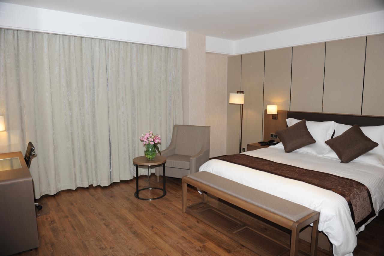 Atour X Hotel Shanghai Hongqiao Airport Konggang Road ภายนอก รูปภาพ